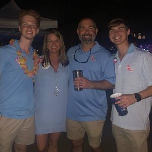 Meet your Posher, Thomas